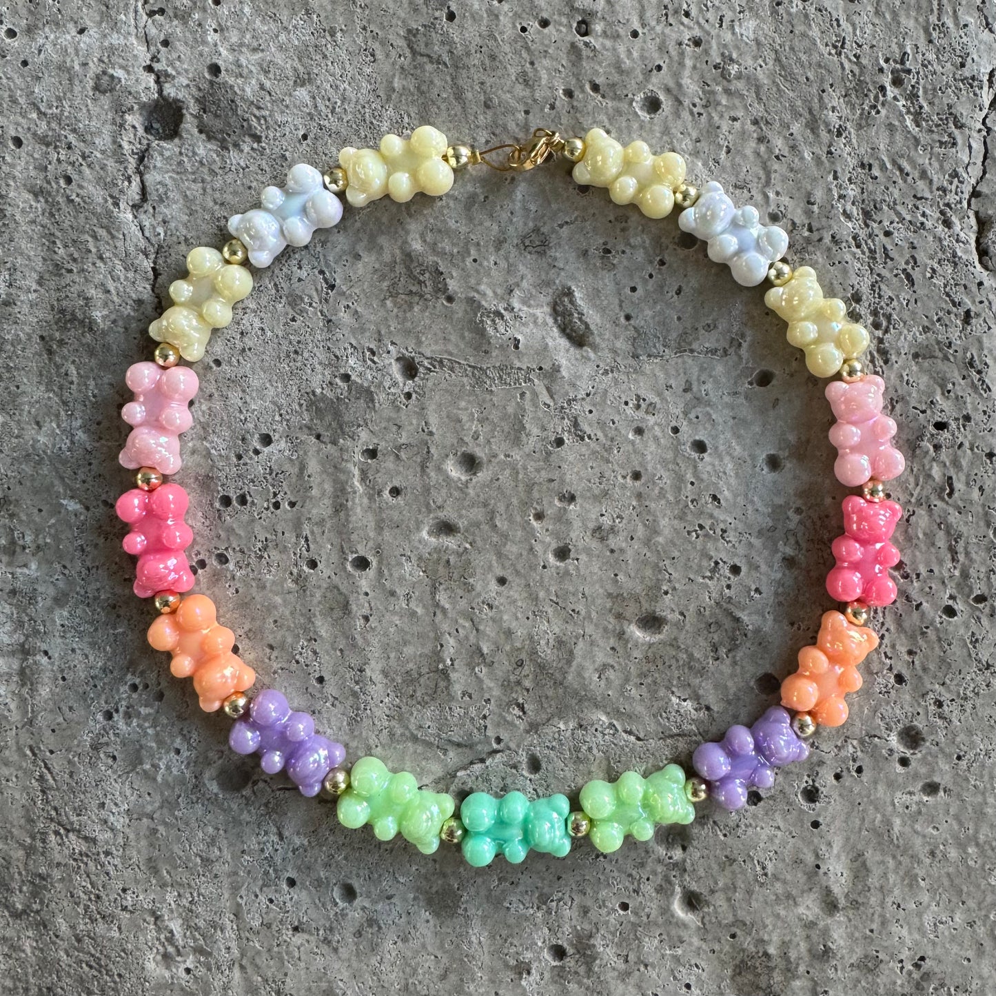 Glazed Collier