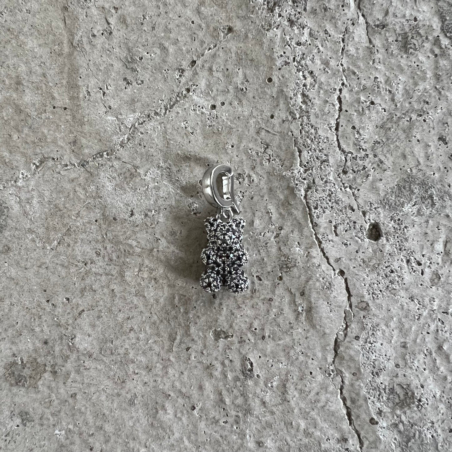 Bärchen 'ICY' in Schwarz
