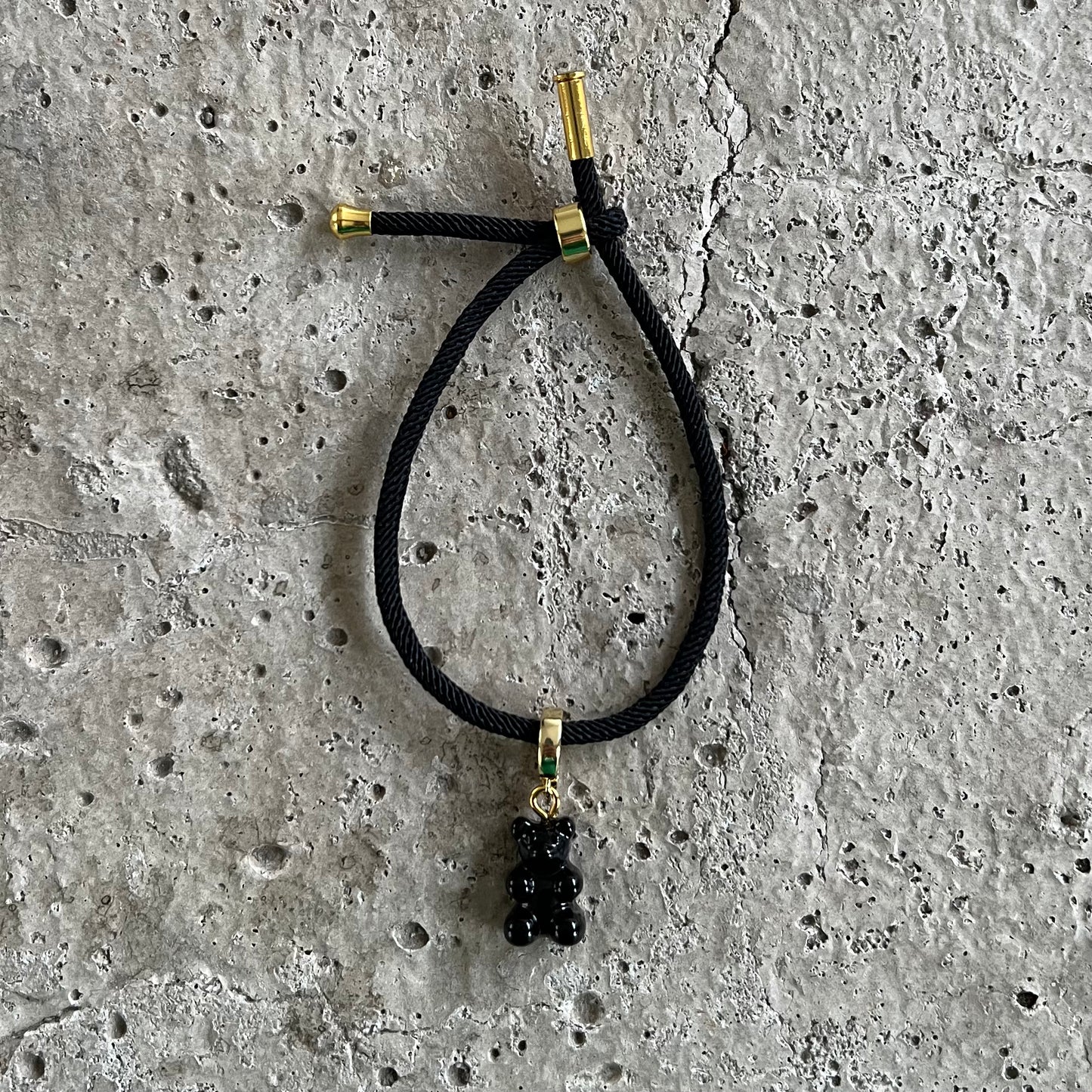 Armband mit Bärchen