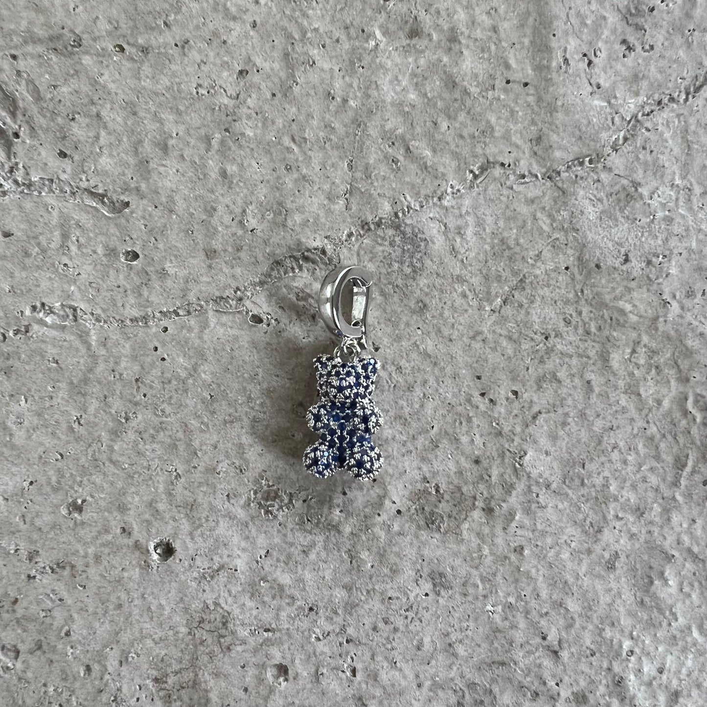 Bärchen 'ICY' in Blau