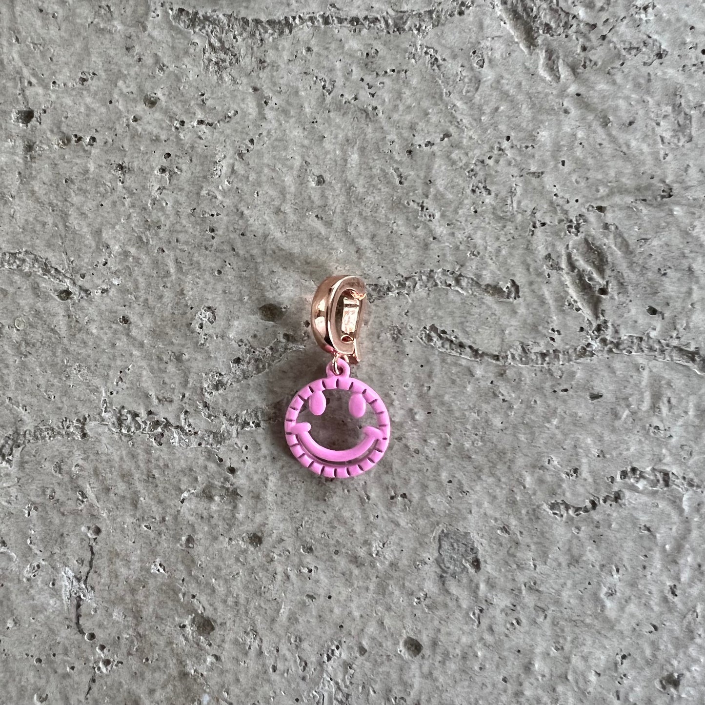 Smiley 'HAPPY' in Rosa